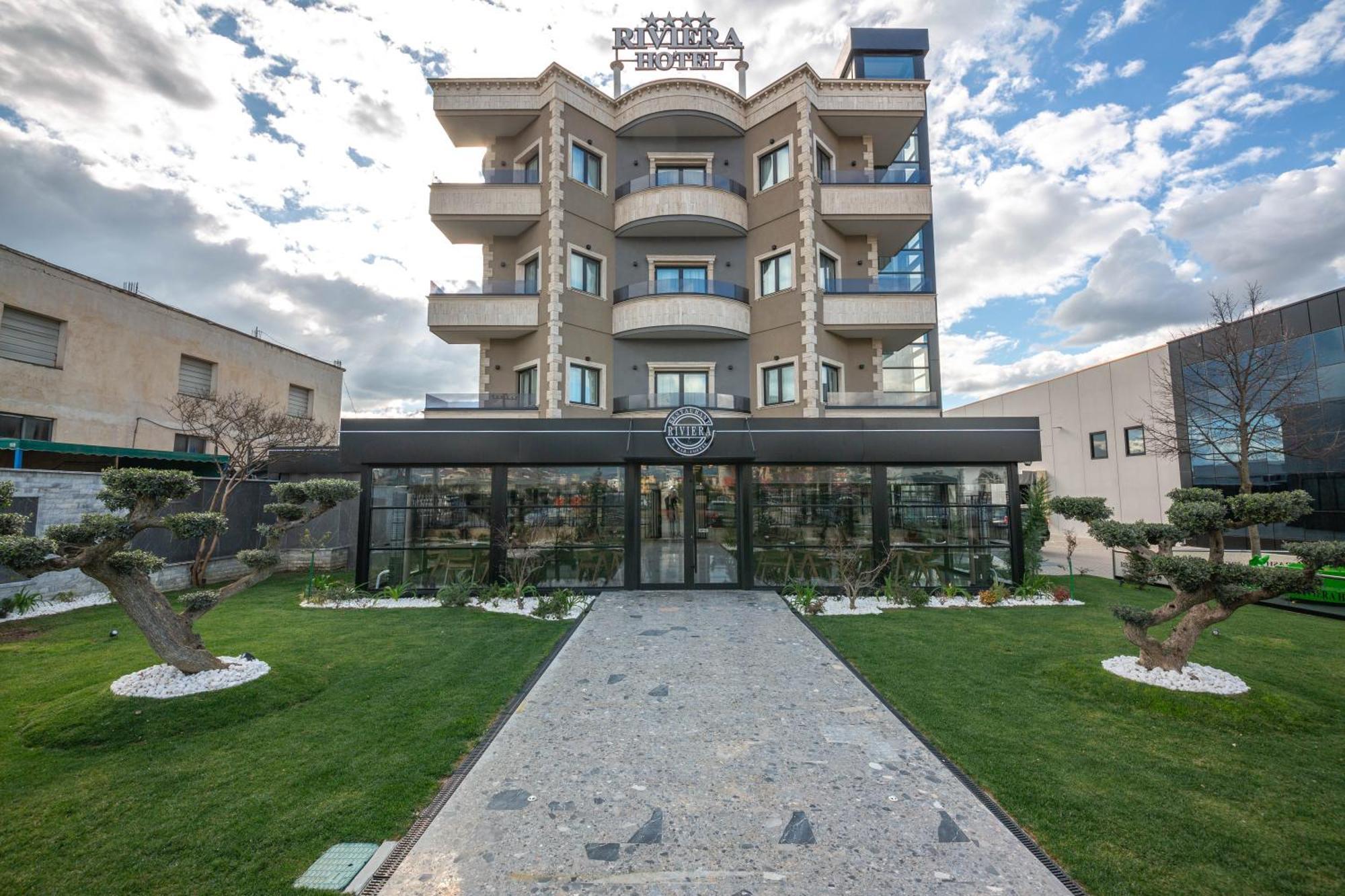 Riviera Hotel